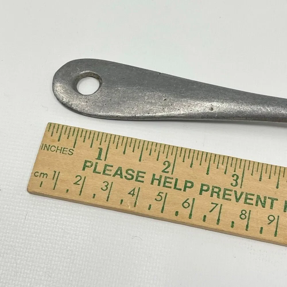 Vintage Wagner Ware Cast Aluminum Sauce Soup Ladle Pourer 11.5” Teardrop Shape